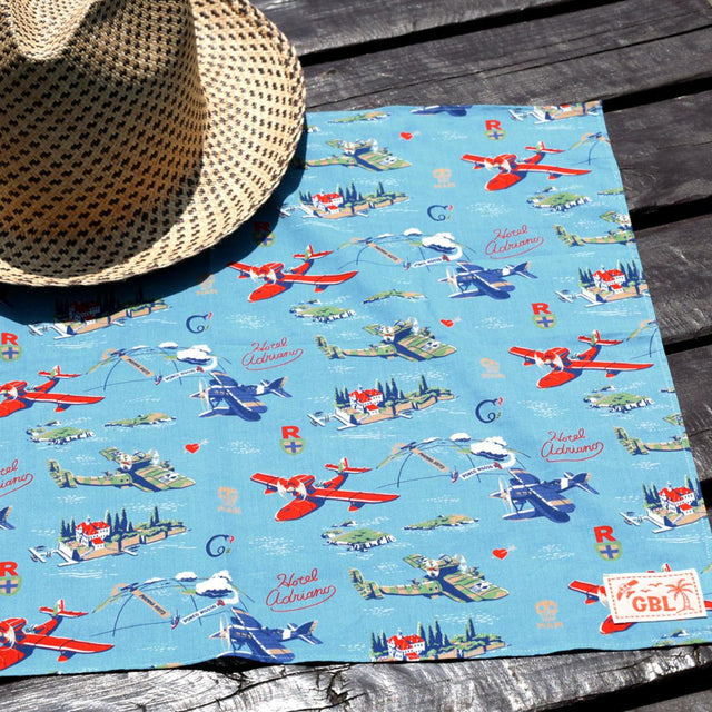 Bandana hawaiana Porco Rosso: hidroavión, cielo y mar