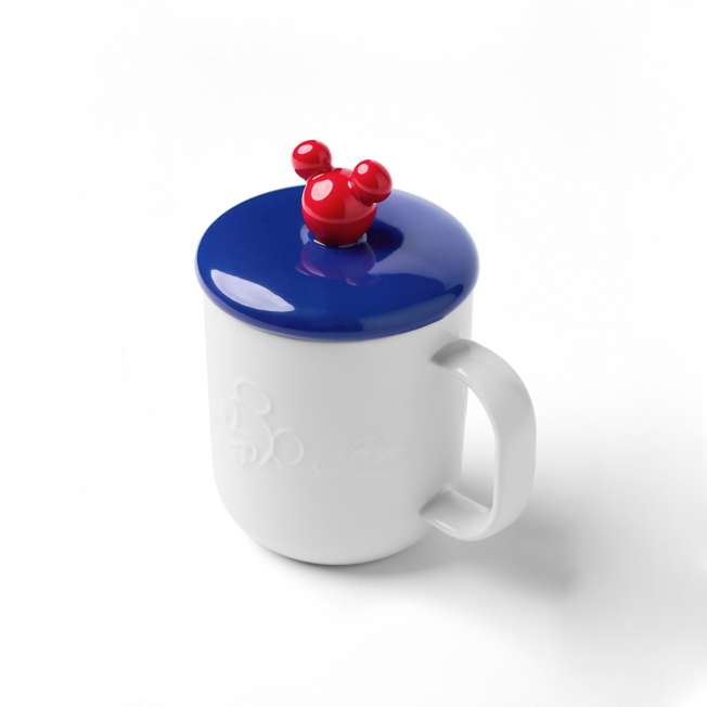 Taza con tapa de Mickey Mouse