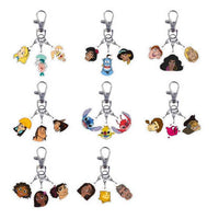 Set de 8 llaveros acrílicos trío de Disney