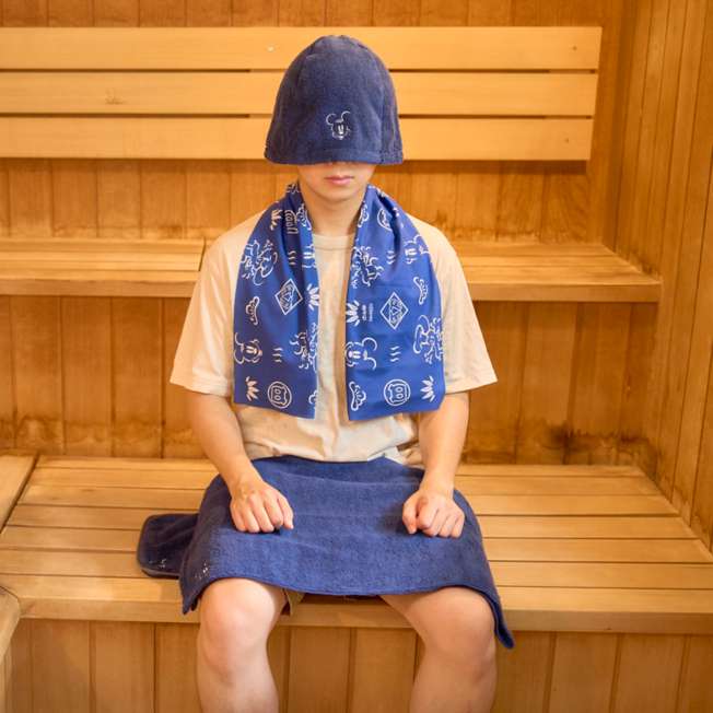 Toalla media de Mickey Mouse para sauna