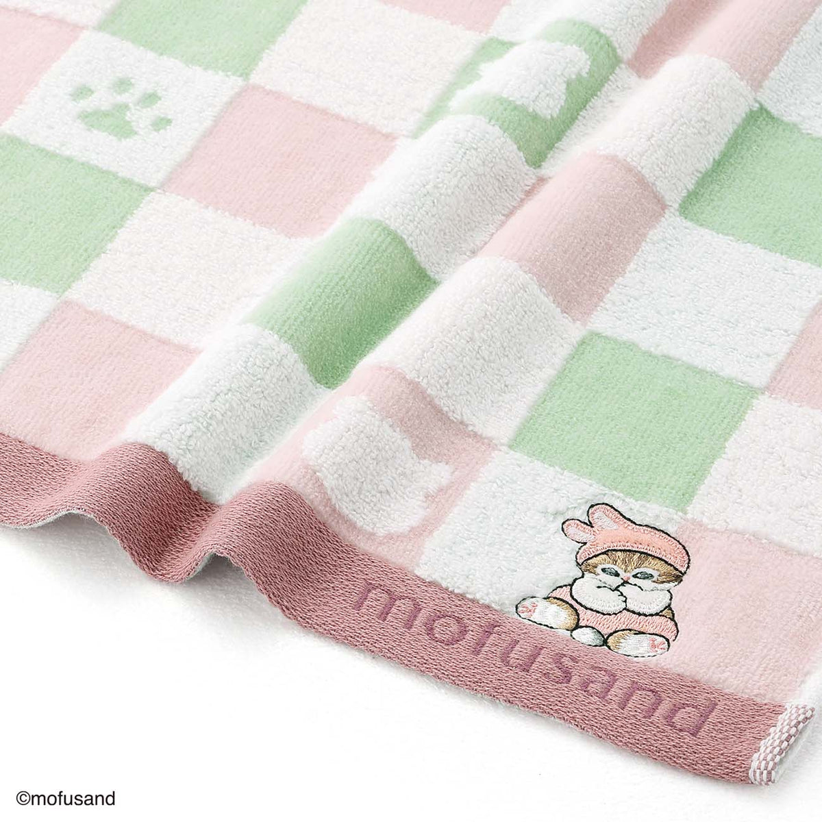 Toalla facial mofusand con gatito sentado