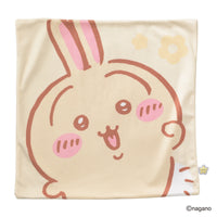 Funda de cojín Chiikawa con flores - Usagi
