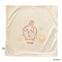 Funda de cojín Chiikawa con flores - Usagi