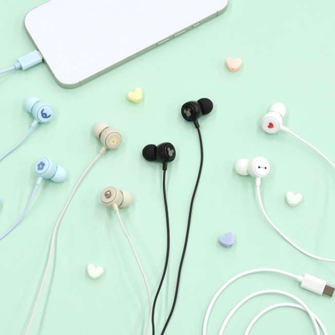 Audífonos intraurales Mickey Mouse USB-C