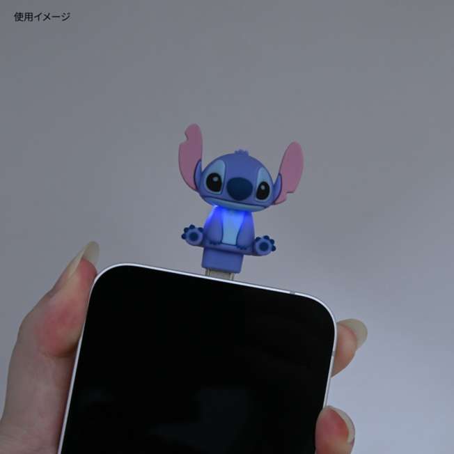 Pin luminoso USB-C de Stitch