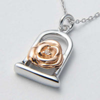 Collar de Bella en oro K10 y diamantes