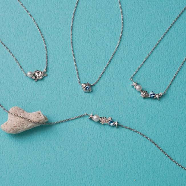 Collar de Flounder en oro blanco 10K con diamante y perla