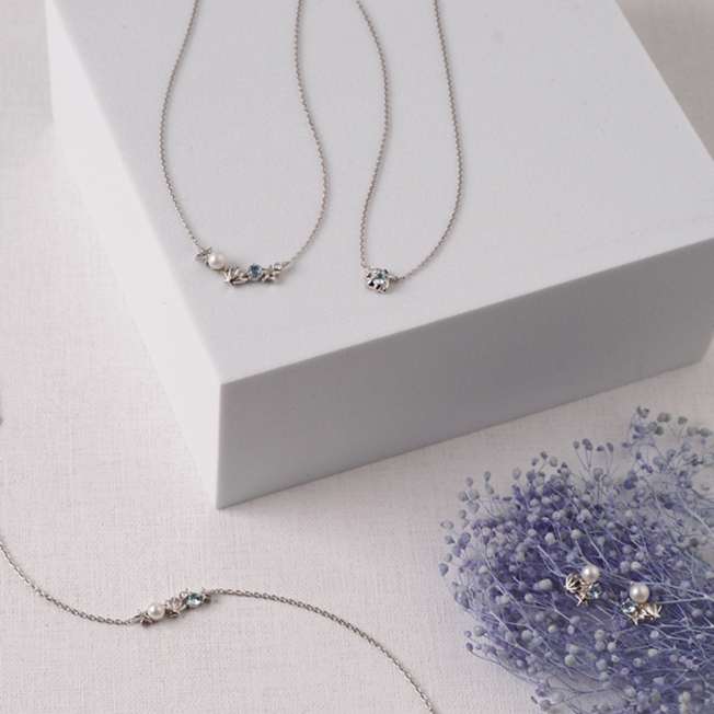 Aros de Ariel, La Sirenita, en oro blanco y aguamarina