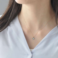Collar colgante Jasmine de oro amarillo 10K y topacio