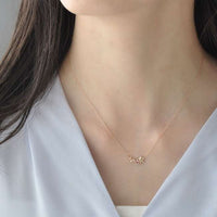 Collar colgante de Blancanieves en oro rosa K10