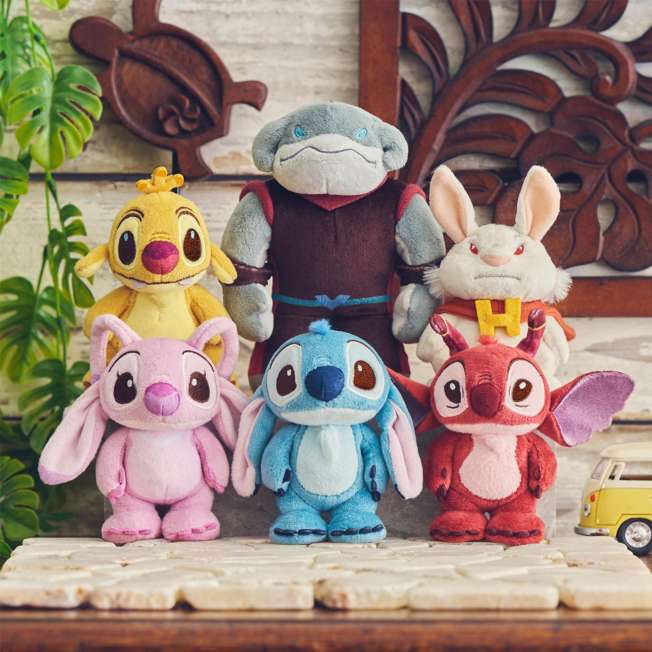 Peluche Angel Disney Stands