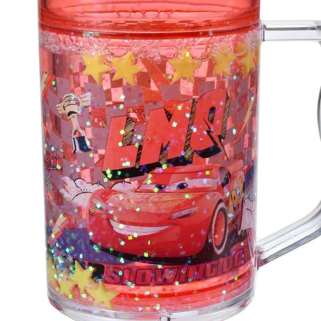 Vaso infantil con agua y hologramas de Lightning McQueen