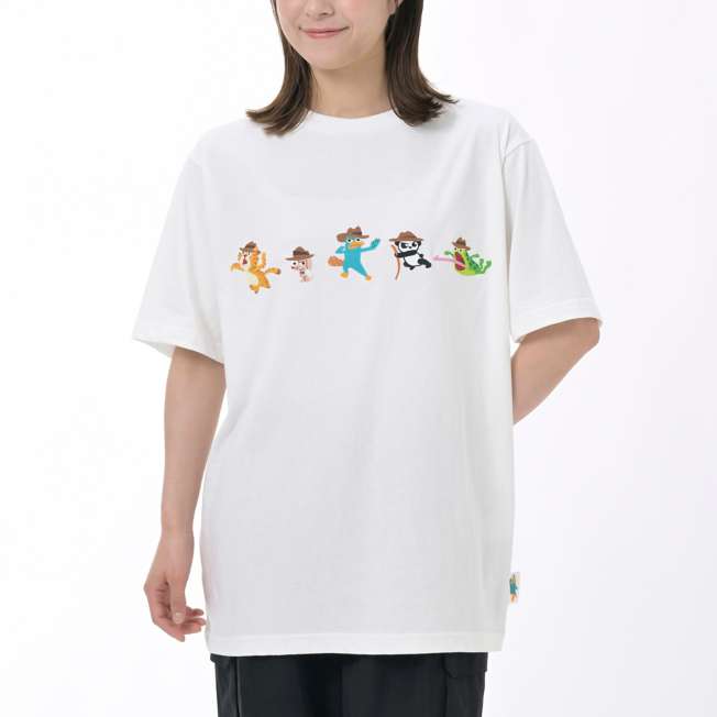 Polera blanca Phineas and Ferb con agentes bordados