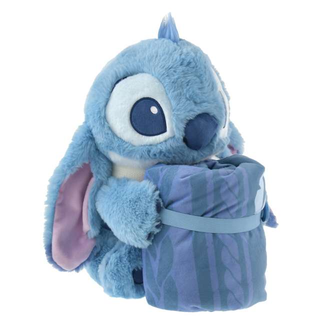 Manta con peluche de Stitch y bufanda tejida