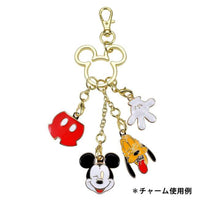 Pin de la mano de Mickey, también sirve como charm