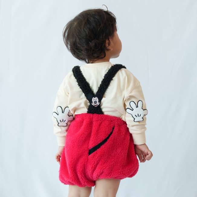Pantalón infantil rojo de Mickey con tirantes