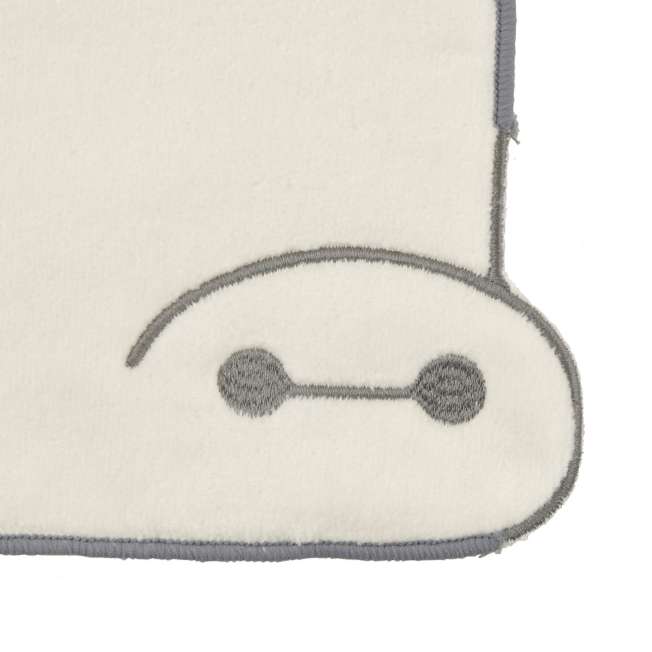 Toalla de mano Baymax con rostro bordado