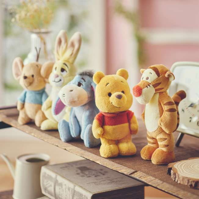 Peluche de Winnie the Pooh Disney stanDs