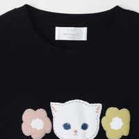 Polera negra Mofusand de manga 3/4, gato blanco