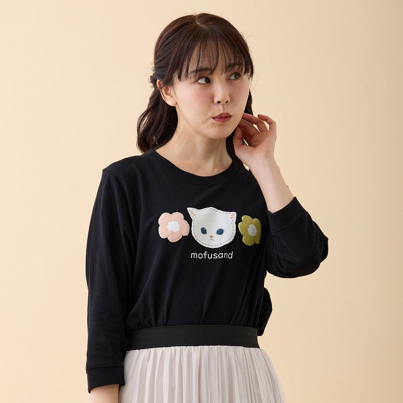 Polera negra Mofusand de manga 3/4, gato blanco