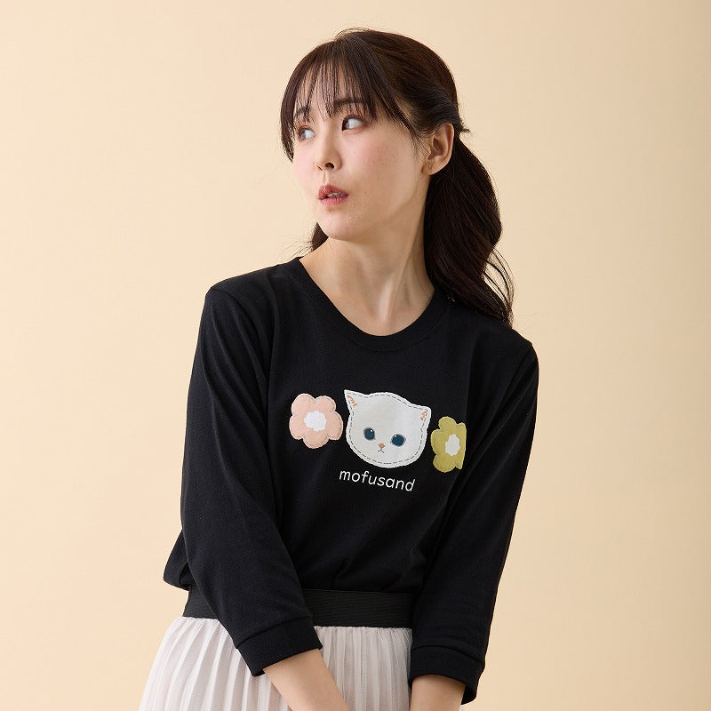 Polera negra Mofusand de manga 3/4, gato blanco