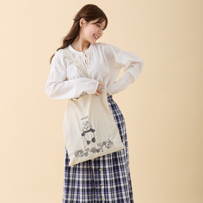 Bolso tote bordado Mofusand, gato panda blanco