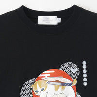 Polera negra Mofusand de gato sushi