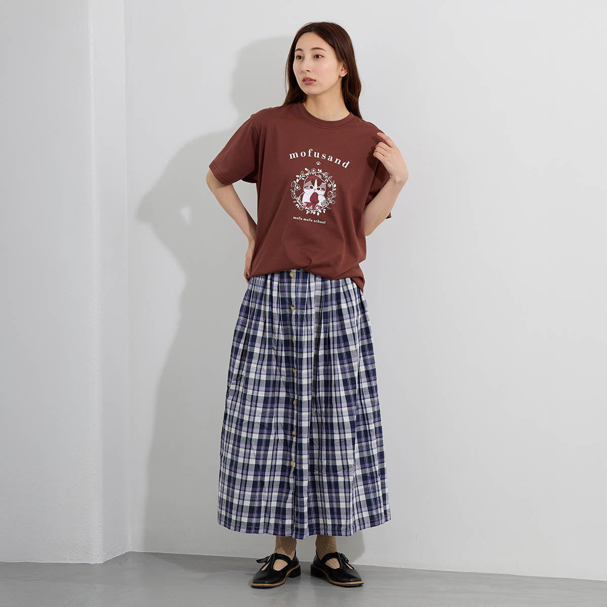 Polera Mofusand universitaria del gato frutilla