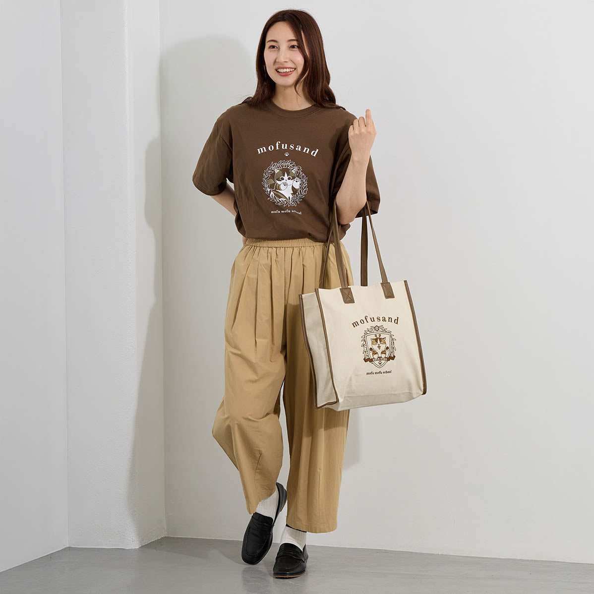 Bolso tote Mofusand con gato abeja, beige arena