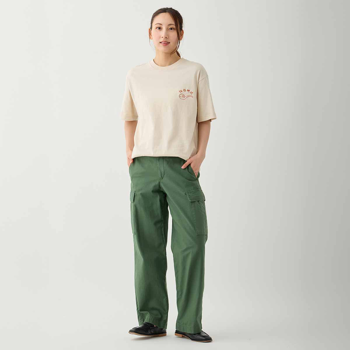 Polera Mofusand estilo chino con arroz frito, natural