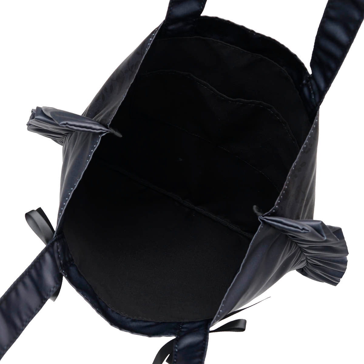 Bolso Mofusand estilo balletcore con gato de lazo negro