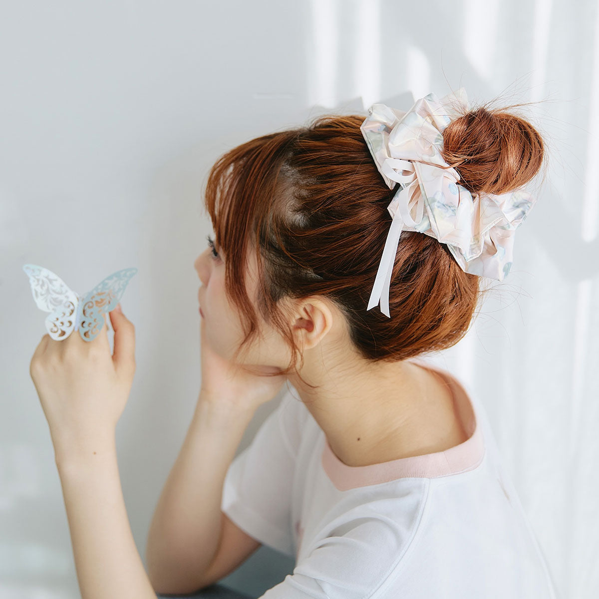 Scrunchie tornasolado rosa mofusand