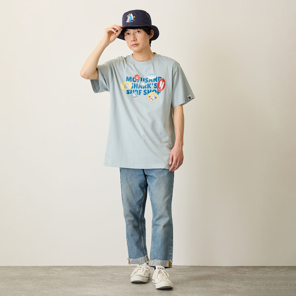 Polera mofusand Board Shark celeste