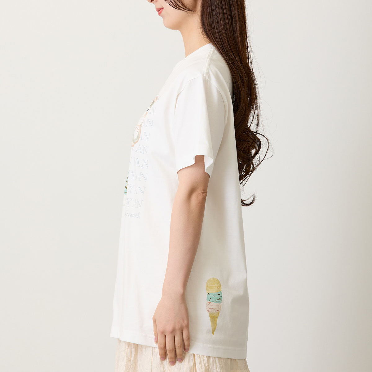 Polera Mofusand Ice Cream Nyan blanca