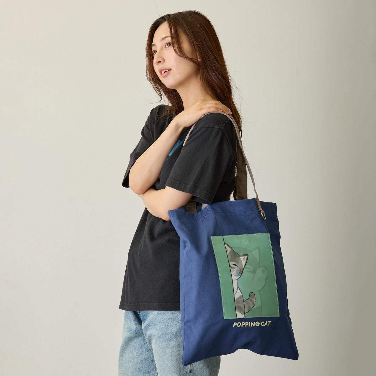 Bolso tote lenticular mofusand Popping Cat azul marino
