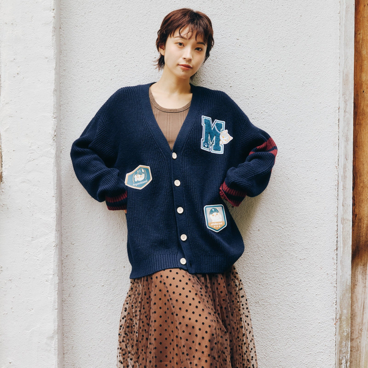 Cardigan tejido Mofusand azul marino, estilo lanzador