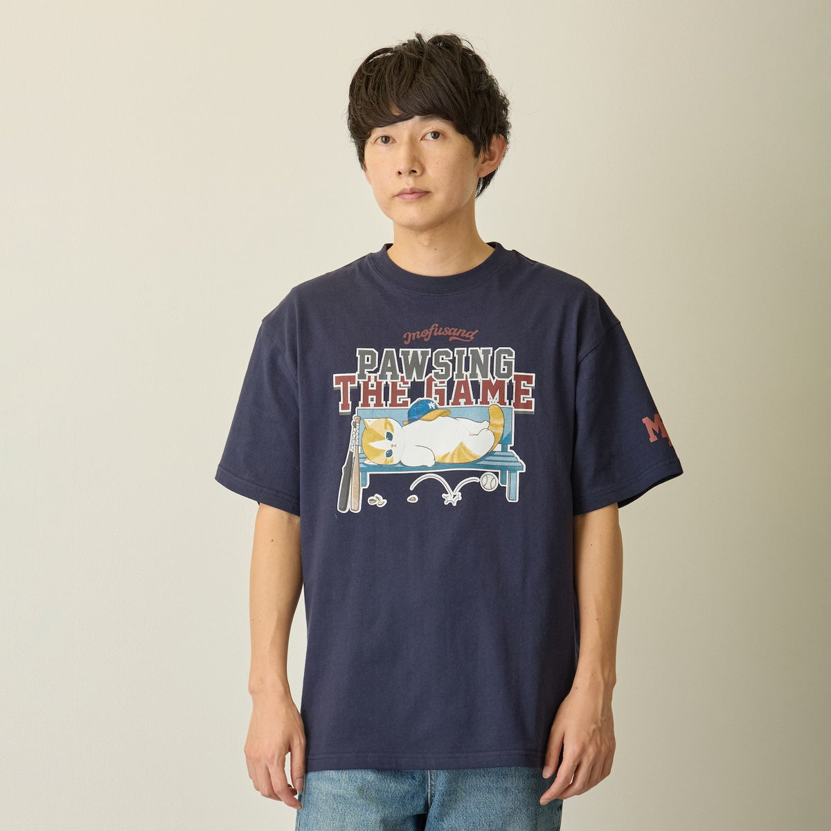 Polera mofusand PAWSING THE GAME azul marino