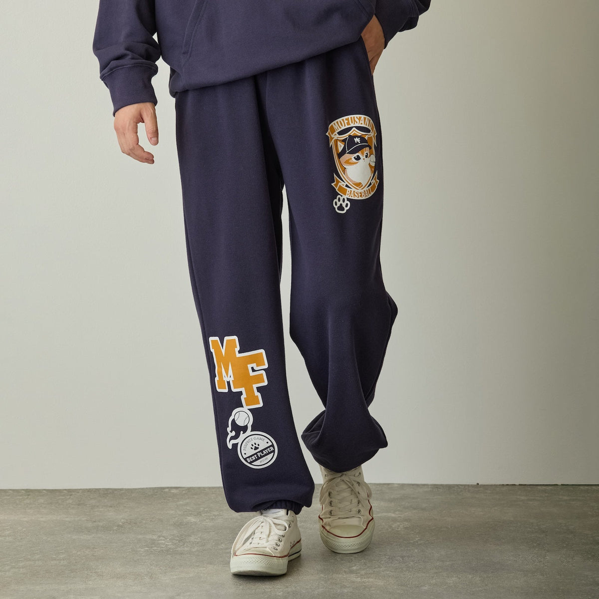 Pantalón de buzo Mofusand: pitcher azul marino