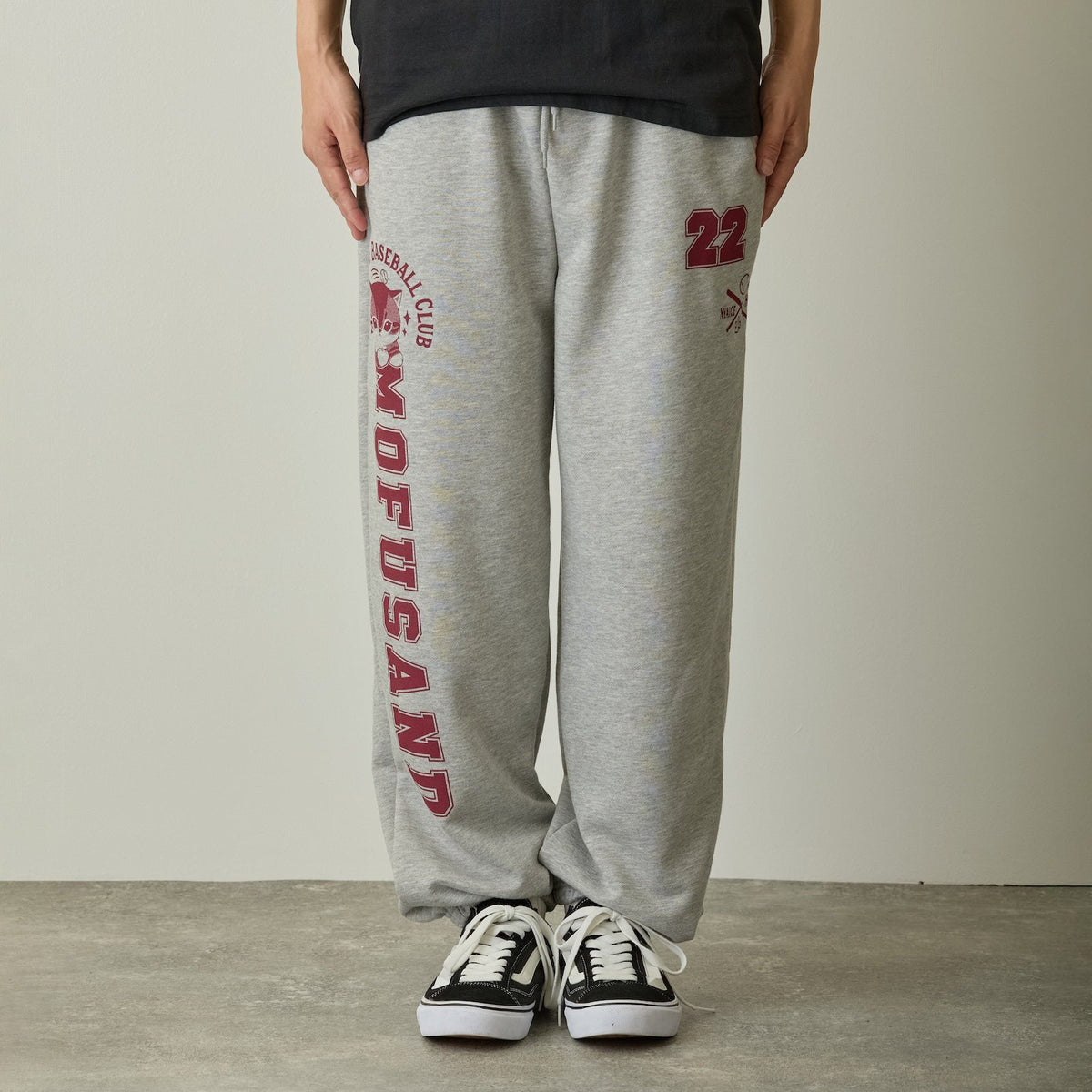 Pantalón de buzo Mofusand ¡Buen batazo, miau! gris jaspeado