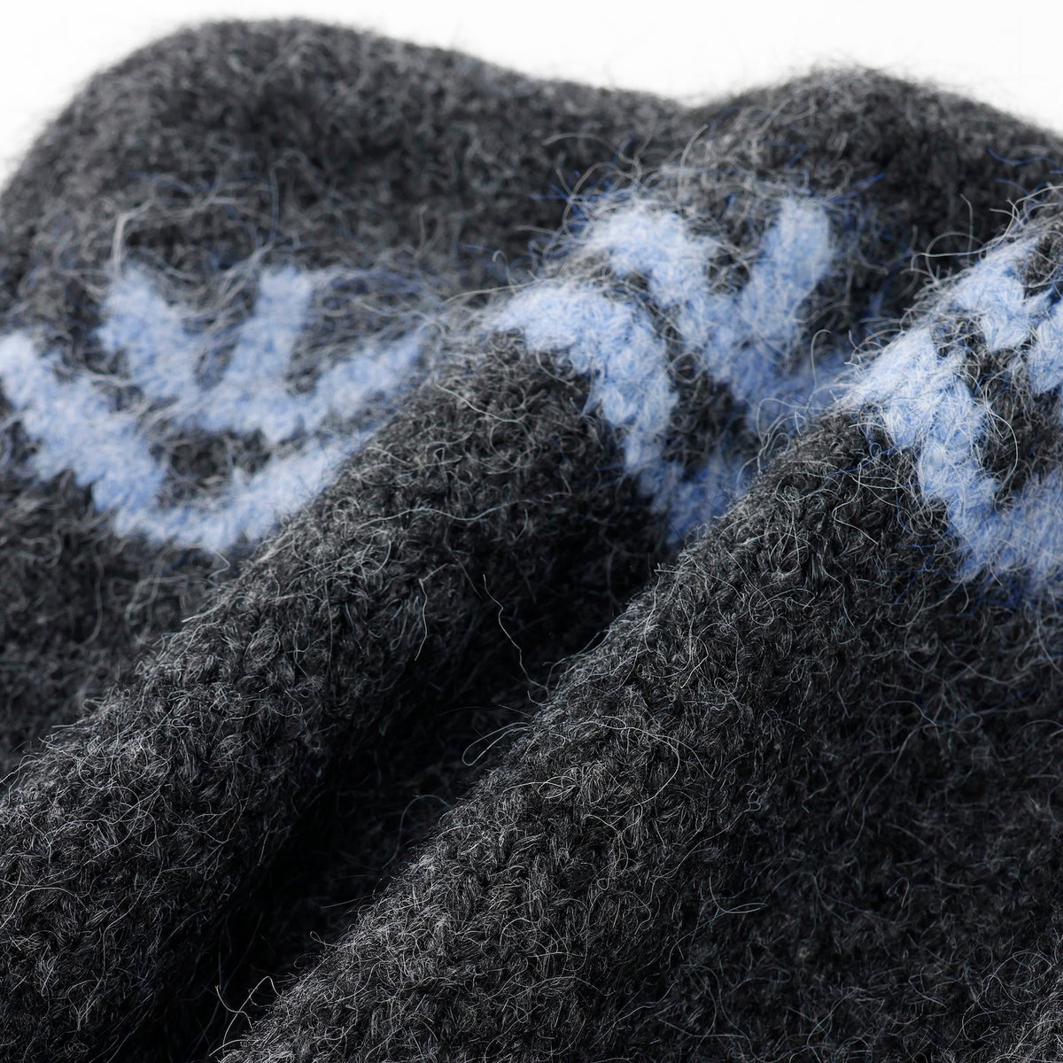 Gorro tejido mofusand NORDIC con orejas de gato, carbón