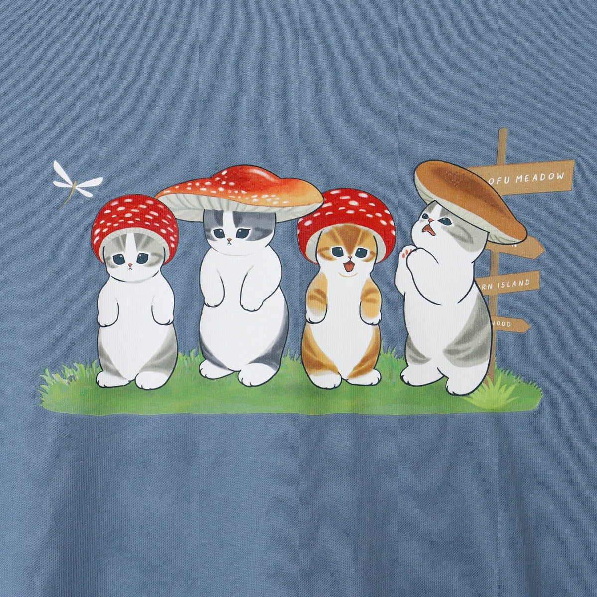 Polera manga larga mofusand Woodlands Mushroom azul celeste