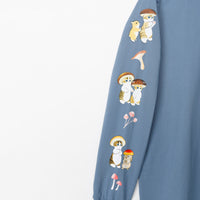 Polera manga larga mofusand Woodlands Mushroom azul celeste