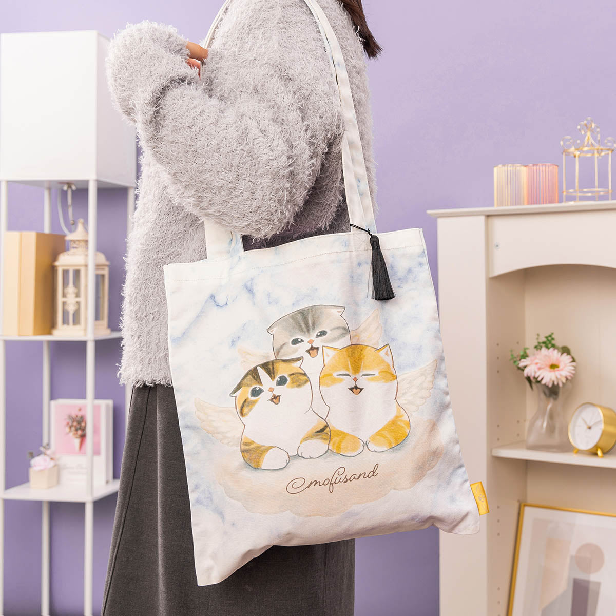 Bolso tote mofusand de ángeles con borla