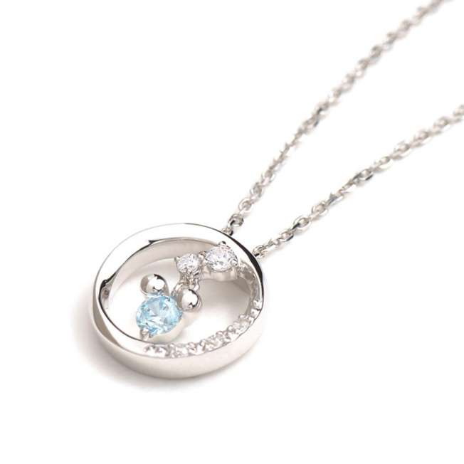 Collar de Mickey Mouse con circonia azul