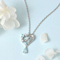 Collar de Cenicienta con zapatilla de cristal