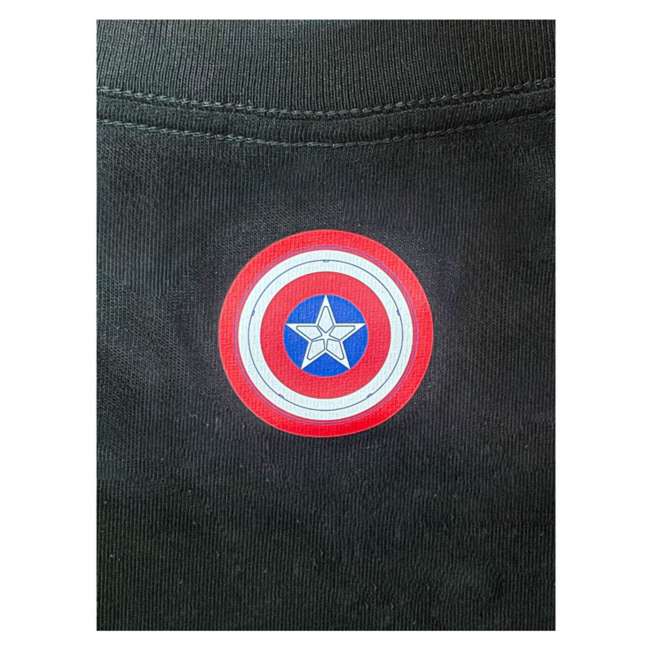 Polera negra Captain America: Brave New World