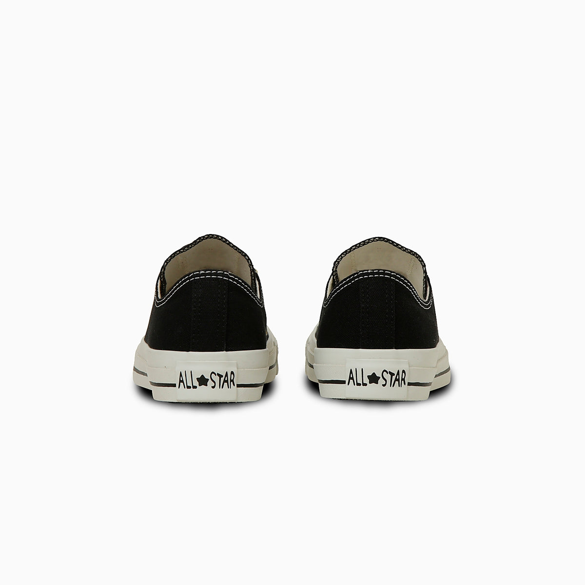Zapatillas Converse All Star OX negras de Chiikawa