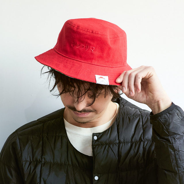Sombrero bucket de Spirited Away con Oshirasama