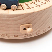 Caja musical de madera con tren de Mickey y Minnie