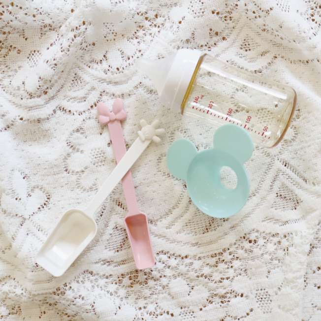 Set de cucharas para leche en polvo de Mickey y Minnie